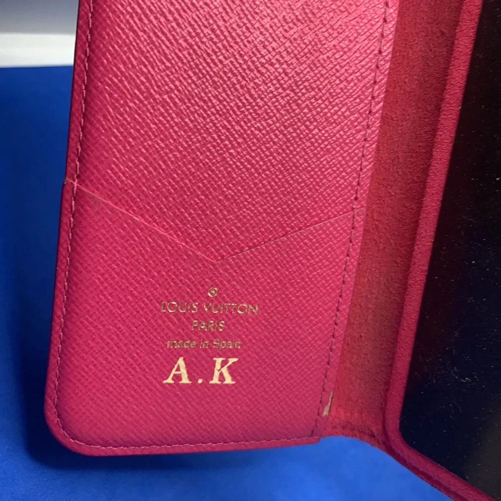 💝 💖 Louis‎ Vuitton monogram iPhone case pink interior 2/5